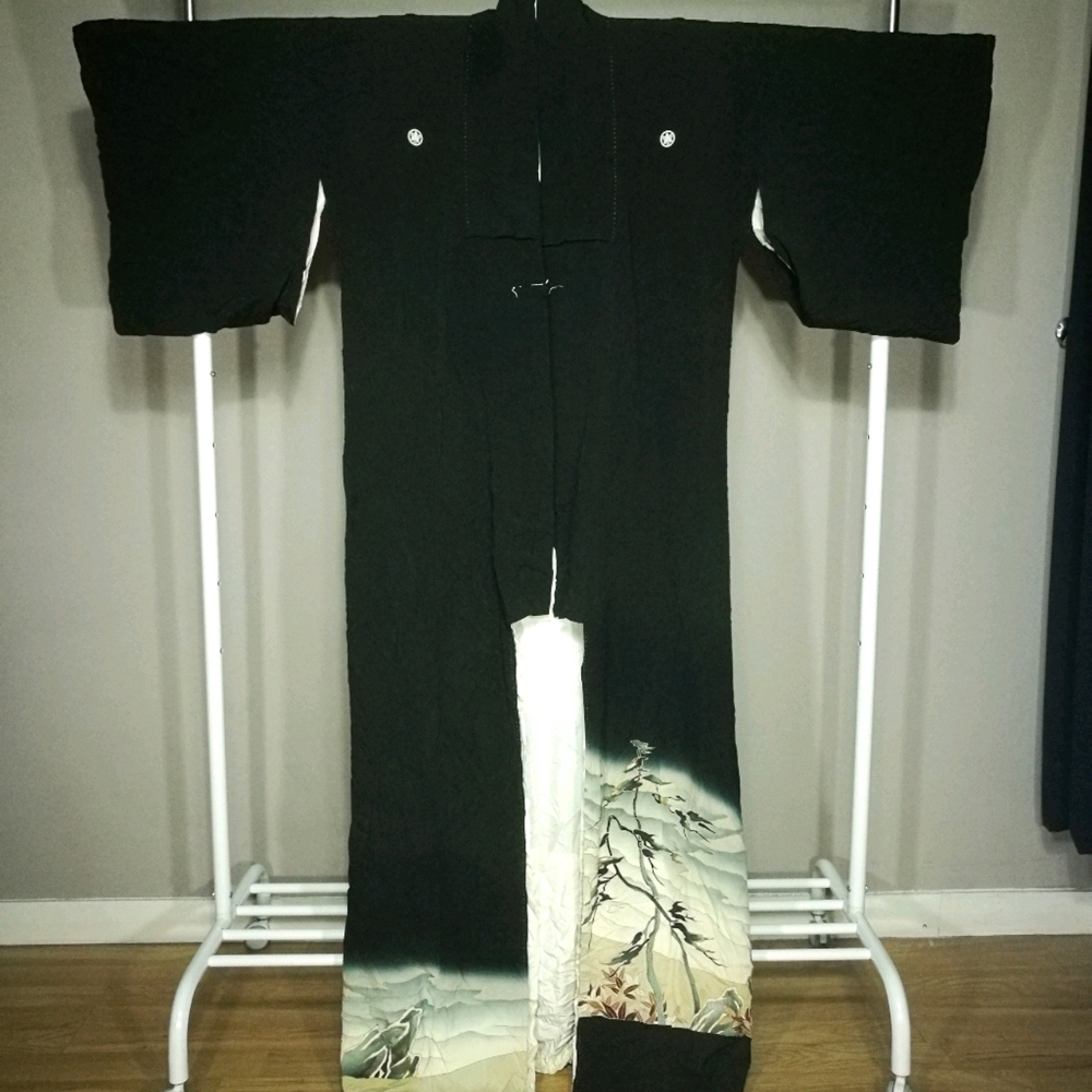 Vintage Silk Kuro Tomesode Kimono w/ gold embroide